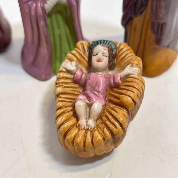 Vintage 6-Piece Ceramic Nativity Set With Baby Jesus Mary Joseph & Three Wise Me - Picture 4 of 6